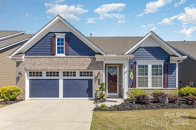 1st image of 4111 Woodland View Dr