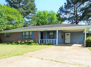 2205 Bryan Dr, Tupelo, MS 38801