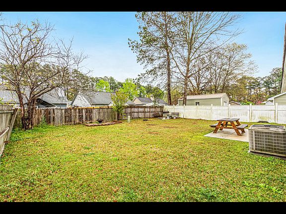 3rd image of 126 Coventry Rd