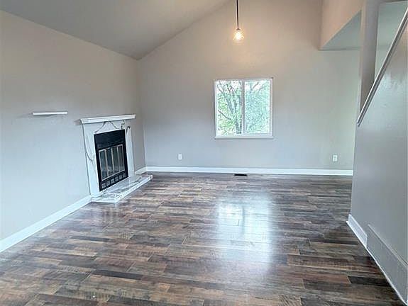 2nd image of 637 Blossom Field Rd