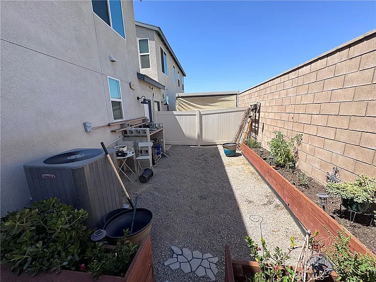 24326 Juni Ct — Photo 22
