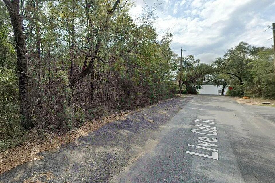 2nd image of LOT 4 Live Oak St