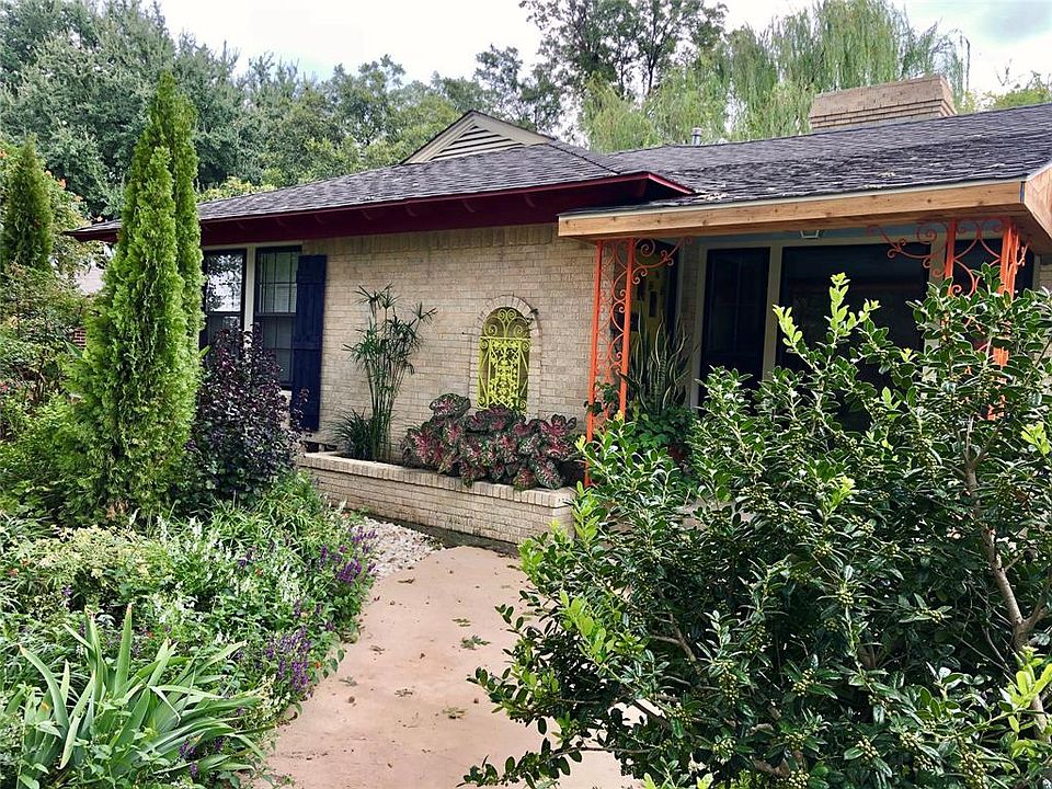 1st image of 1404 Melody Ln