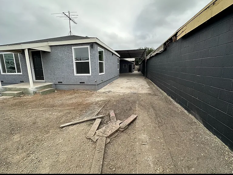 2900 E Hullett St — Photo 18