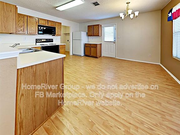 5th image of 4518 Willow Way Dr