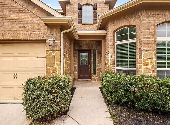 2nd image of 3057 Agave Loop