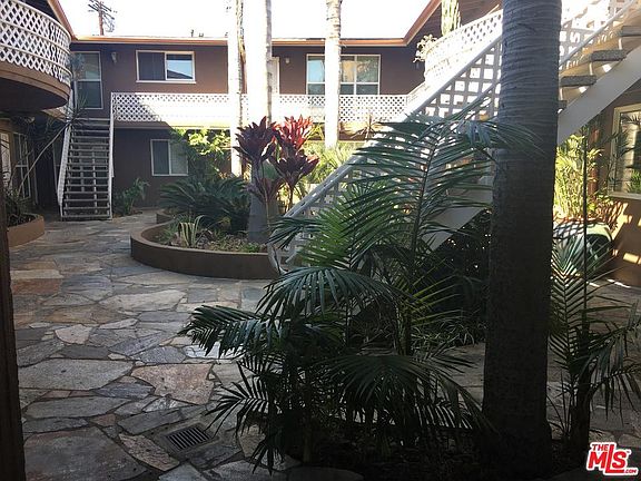 3rd image of 3061 S Robertson Blvd APT 9