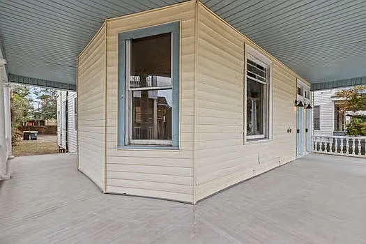 723 E Henry St #A — Photo 20
