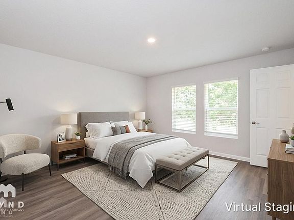 3rd image of 19 Birchview Pl