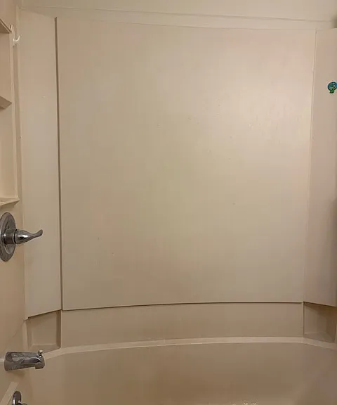 Spacious Tub