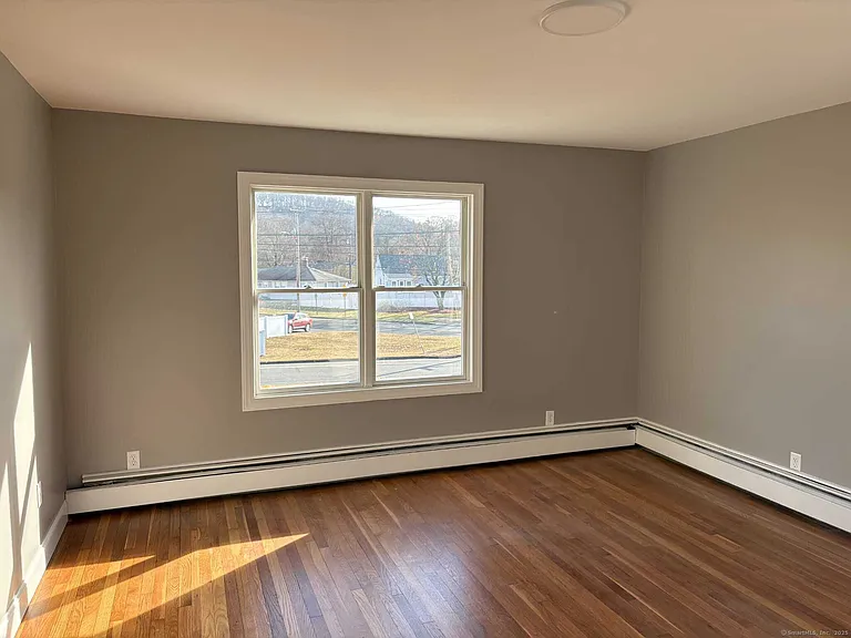 724 Middletown Ave #2 — Photo 9
