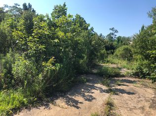 112 Hickory St, Pass Christian, MS 39571