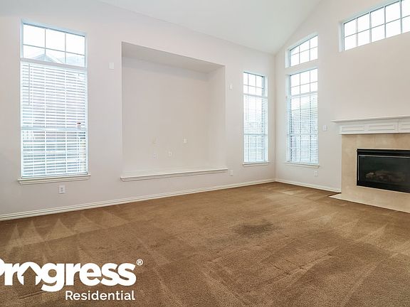 4th image of 1005 Marisa Ln