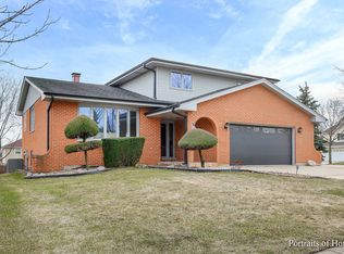 1849 Newport Rd, Downers Grove, IL 60516