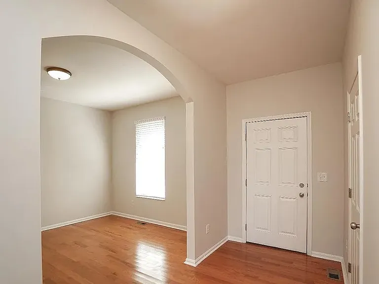 8006 Summerlin Ct — Photo 17