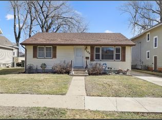 2106 W 2nd St, Perry, IA 50220
