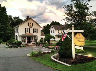 552 Hopmeadow St, Simsbury, CT 06070