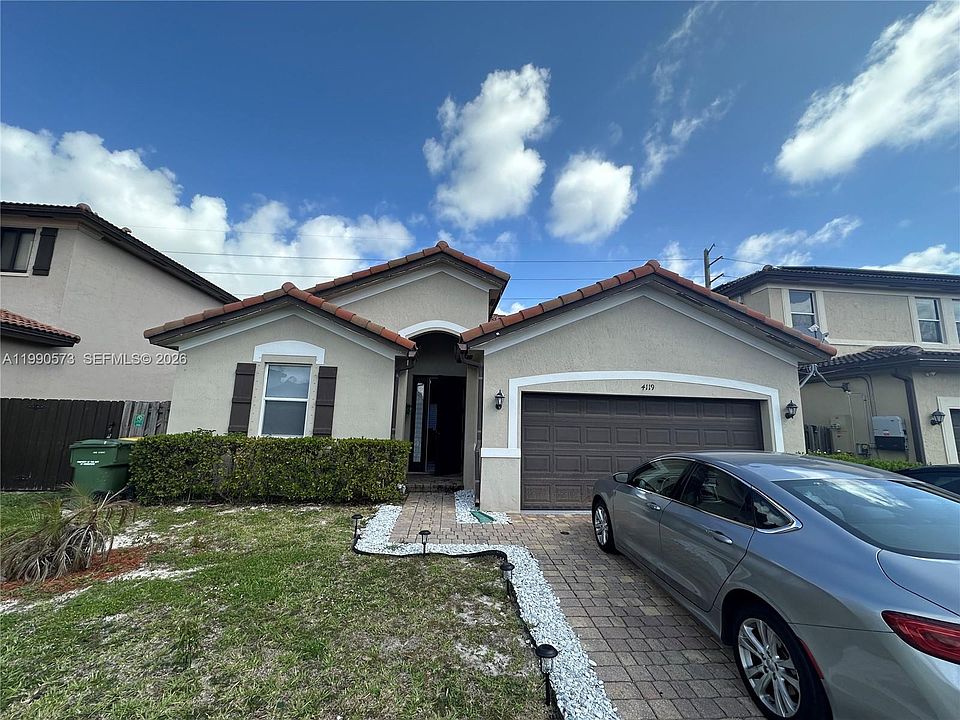 1st image of 4119 NE 21st Ct