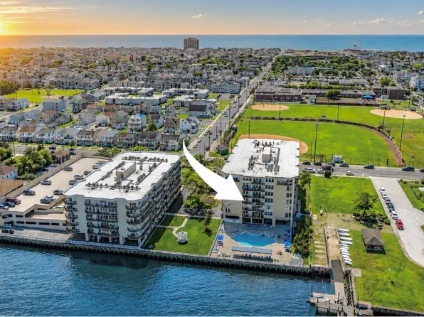 500 Bay Ave APT 403, Ocean City, NJ 08226