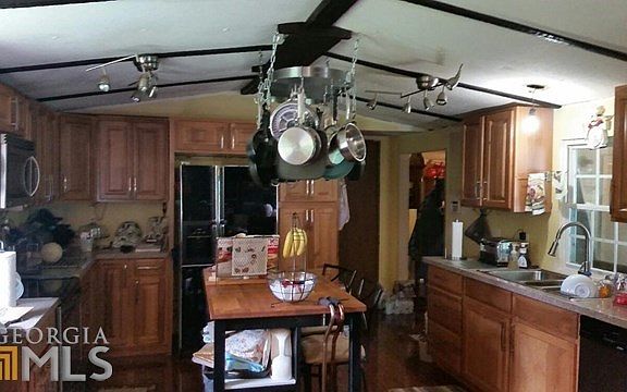 4th image of 1250 Mitchell Cir