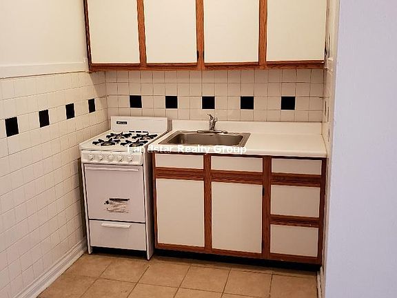 5th image of 4350 N Ashland Ave APT 209