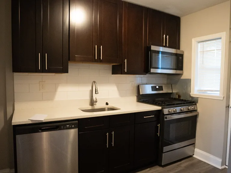 5320 Beaufort Ave — Photo 1