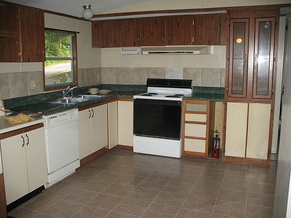 4th image of 103 Sunshine Dr