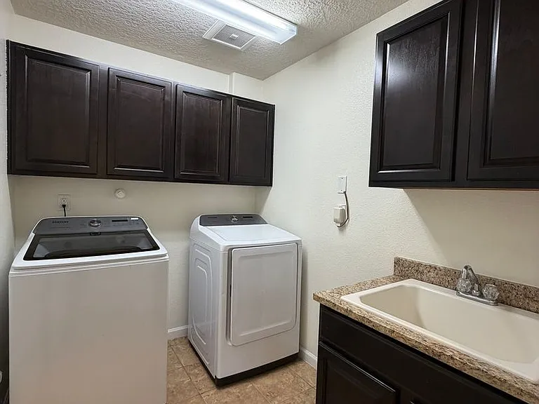 154 Prado Verde Ct NE — Photo 19
