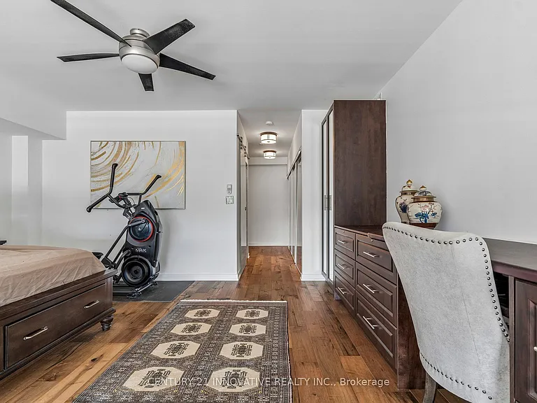 160 Baldwin St #420 — Photo 29