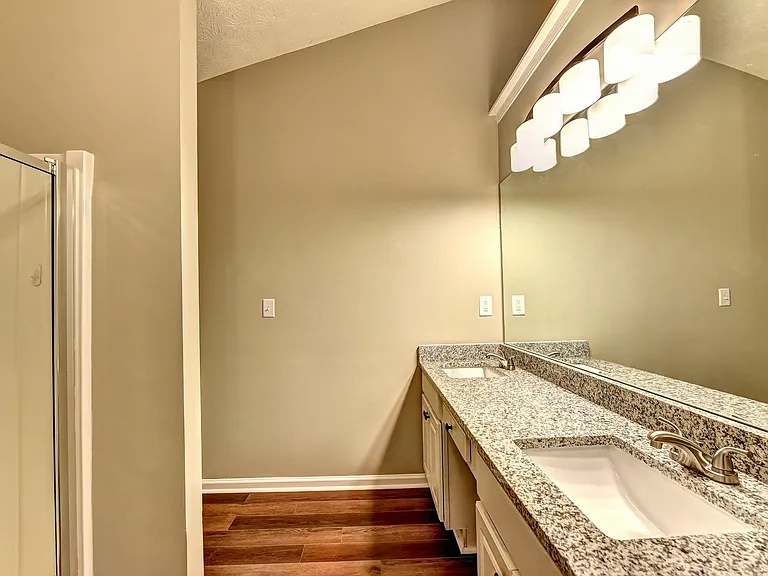 2010 Laurel Pointe Ln — Photo 14