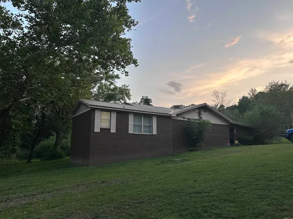 575 Overton Rd, Shirley, AR 72153