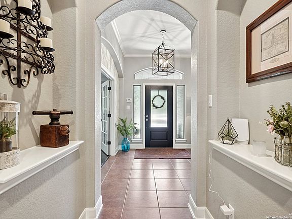 5th image of 14702 Hill Pine Way