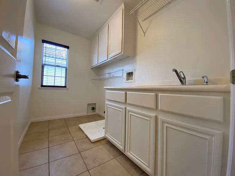 393 Spring Canyon Way — Photo 47