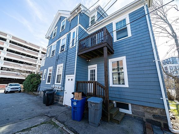 5th image of 40 Saville Ave