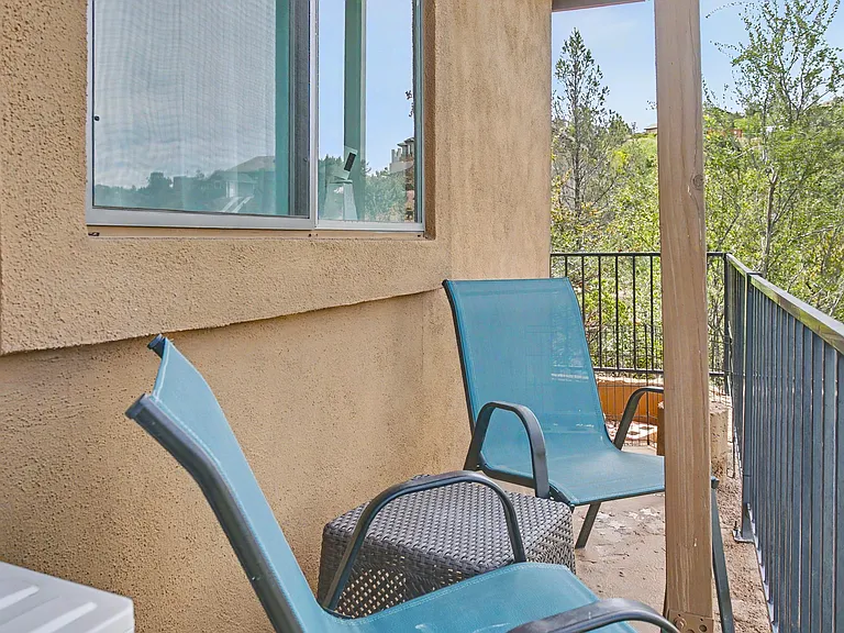 2402 Desert Willow Dr — Photo 50