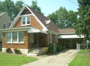 3208 Porter Rd, Niagara Falls, NY 14305