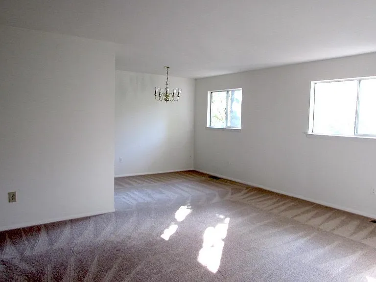 5 Templar Ct #A — Photo 8