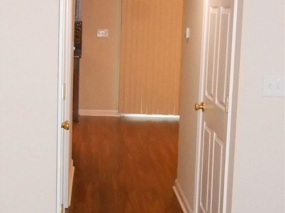 4th image of 322A S Willow Ave