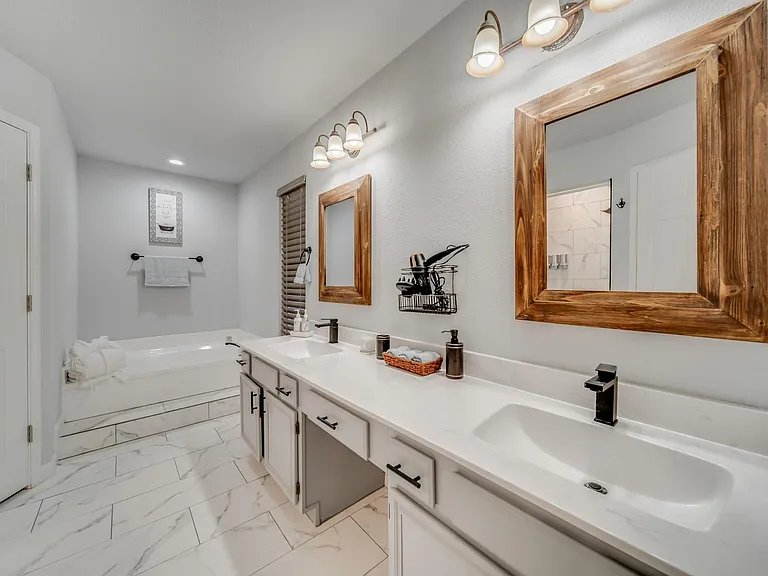 843 Sonora Ln — Photo 31