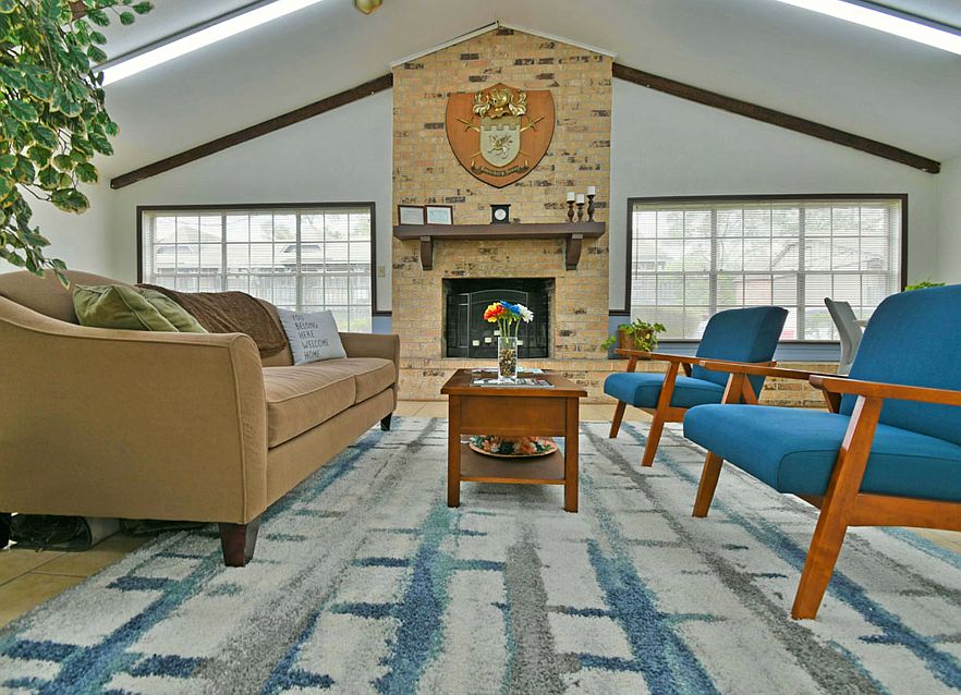 1st image of 5467 W Park Ave #102