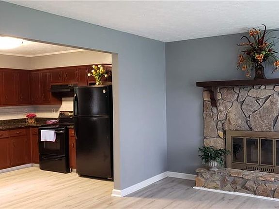 4th image of 73 Huff Dr