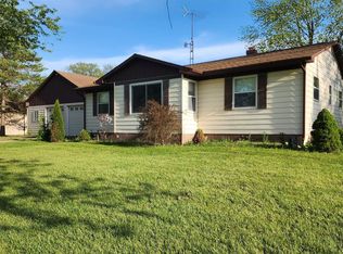 8285 Whitney Rd, Gaines, MI 48436