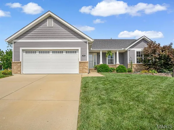1504 Rachael Ln, Waterloo, IL 62298