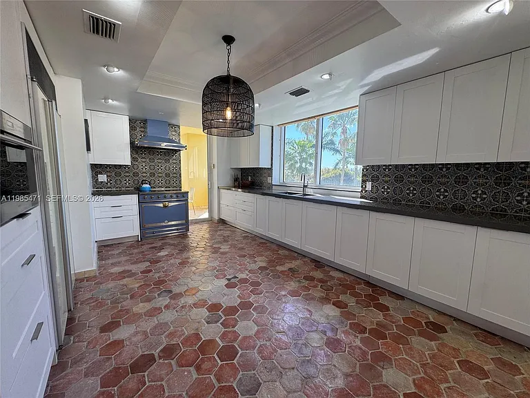 445 Grand Bay Dr #310 — Photo 7