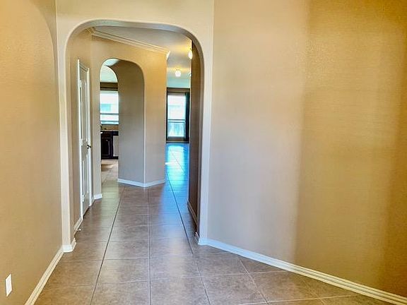 2nd image of 2621 Triangle Leaf Dr