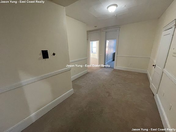 5th image of 238 Hemenway St APT 16