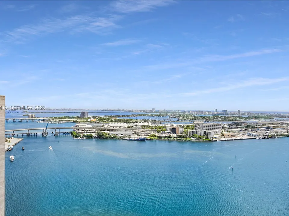 335 Biscayne Blvd #3808