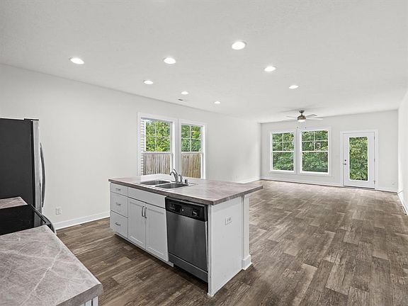 2nd image of 6323 Valley Brook Trce