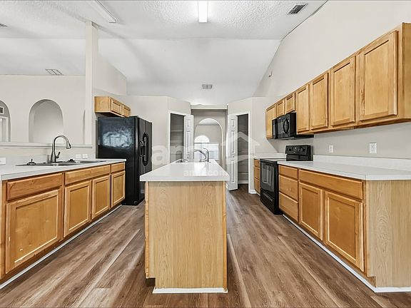 4th image of 11932 Chester Creek Rd