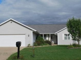 324 Steno Trl, Pulaski, WI 54162